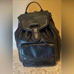 Pre-Loved Authentic Bottega Veneta Intrecciato black Leather Backpack
